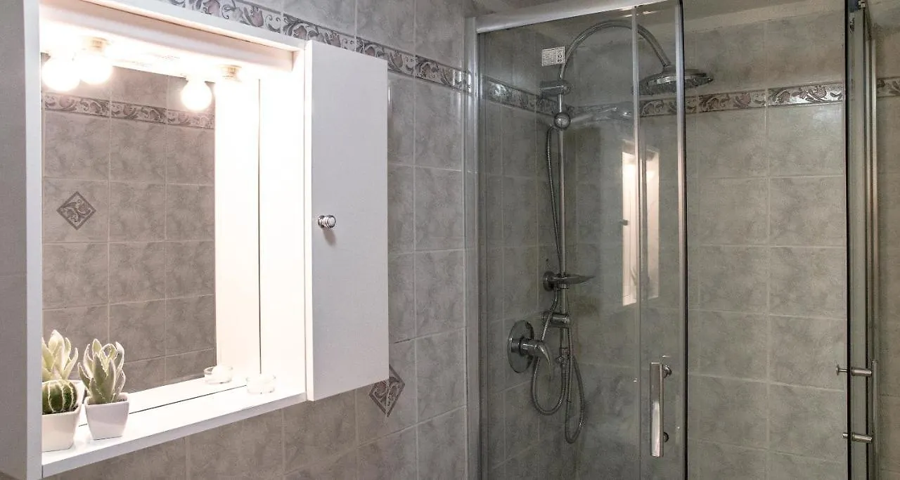 Da Mimmo E Dora Apartment Blevio 0*,  Italy